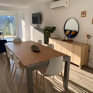 https://canyelles-bbq-apartment.topcostabravahotels.com